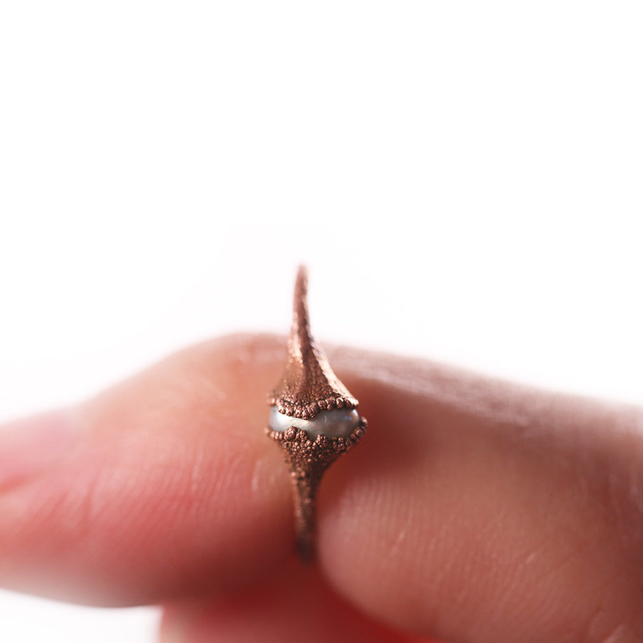 Baby Pearl | Solitaire Ring
